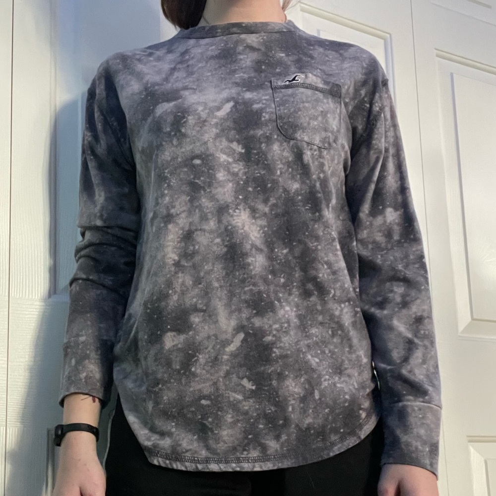 Hollister Long Sleeve Tee Mens XS (or women’s S)